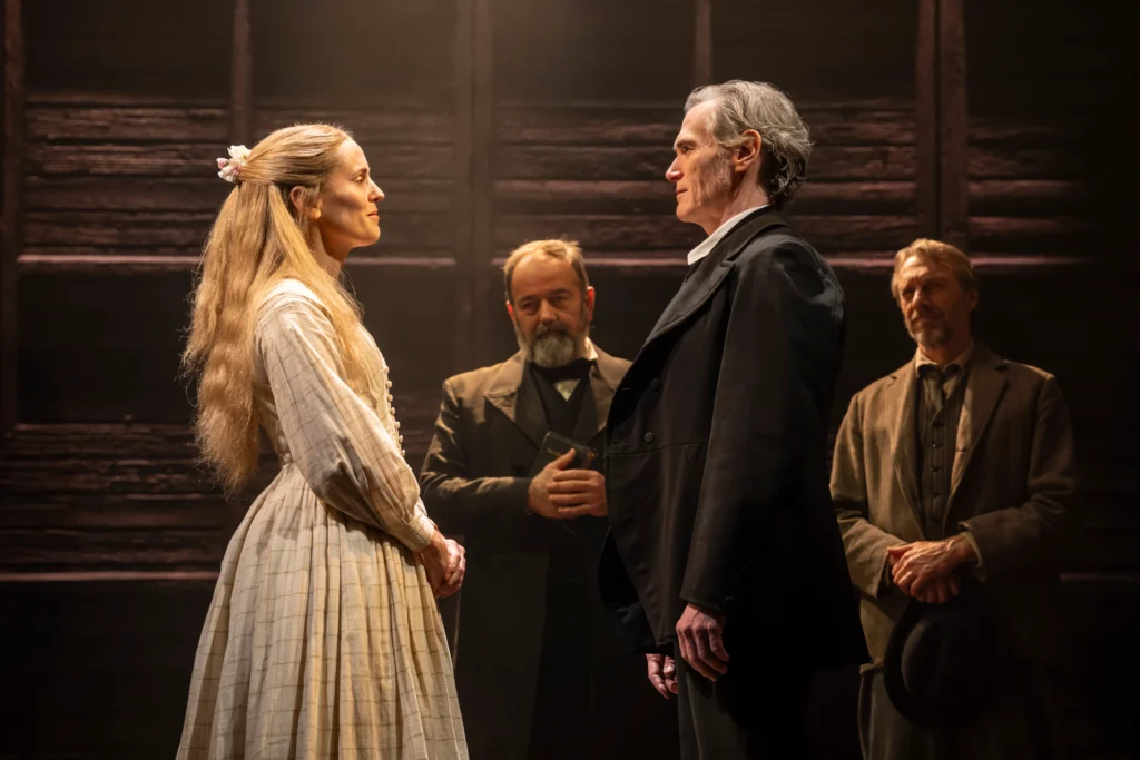 HIGH NOON. Denise Gough (Amy Fowler), Billy Crudup (Will Kane) and Company. Photo Johan Persson (2) copy