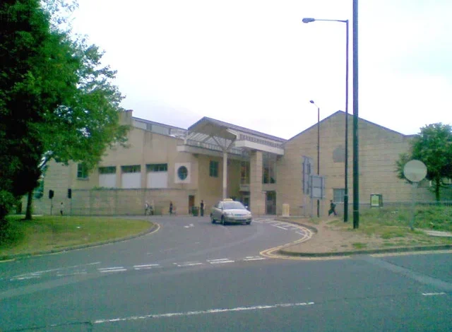 Uniform, Phones and Cannabis: Prison Officer Jailed After Relationship with Inmate