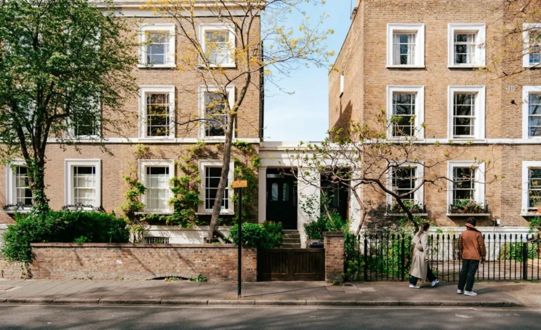 samuel regan asante 4eoMeTh6 WA unsplash (1)