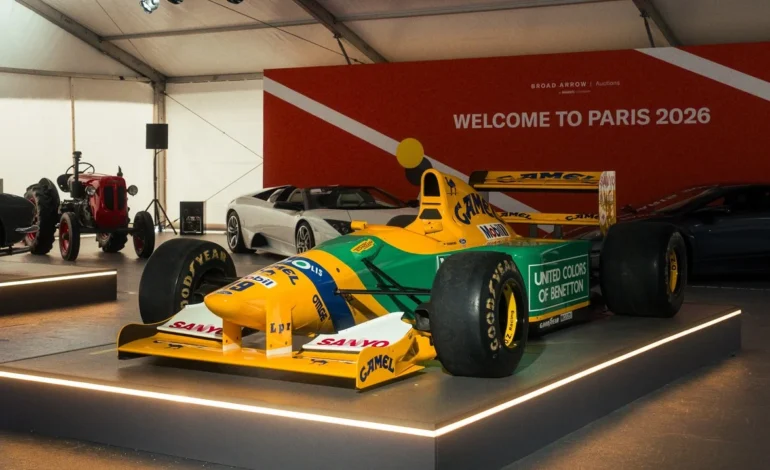 Global Icons Benetton B192 05 Paris (1)