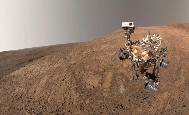 Perseverance rover taking a selfie on mars (1)