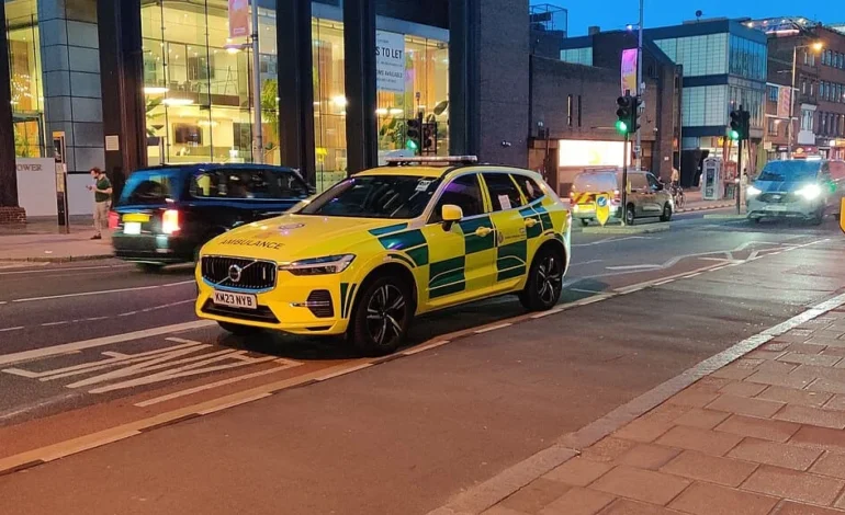 webpLondon ambulance service volvo XC90