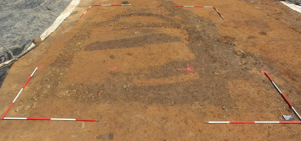 Roman sanctuary Frankfurt excavation revealing ritual structures