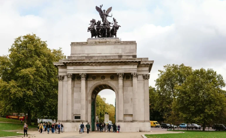 Temporary Marble Arch theatre near Hyde Park could open until midnight under new licence plans