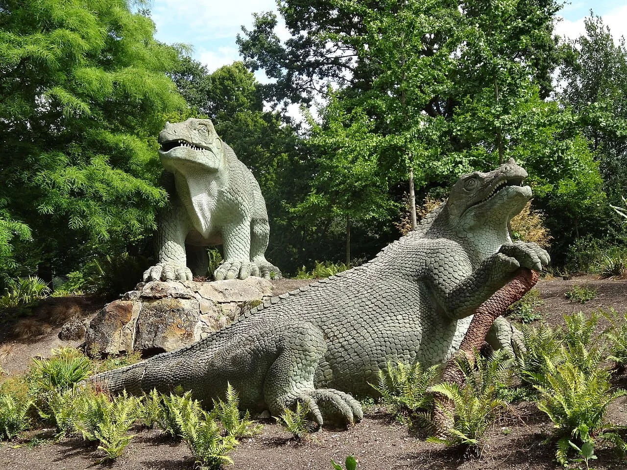 Crystal Palace dinosaurs restoration