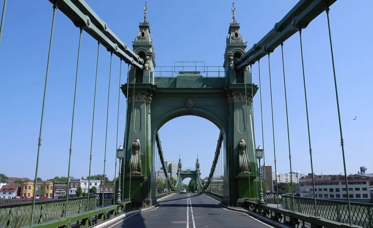 Wandsworth urges Mayor of London to take control of Hammersmith Bridge restoration