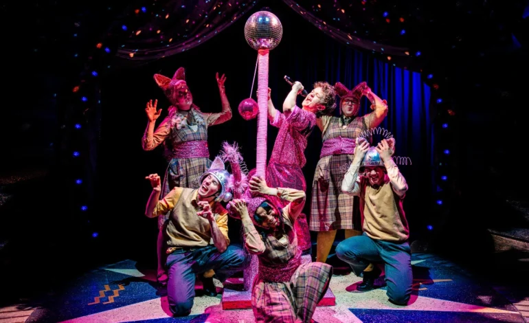 Ride the Cyclone Lets Divina De Campo Loose in Its Limbo of Dead Teenagers at Southwark Playhouse