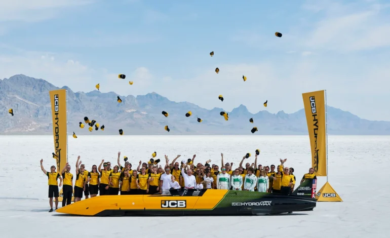 JCB hydrogen powered car world speed record