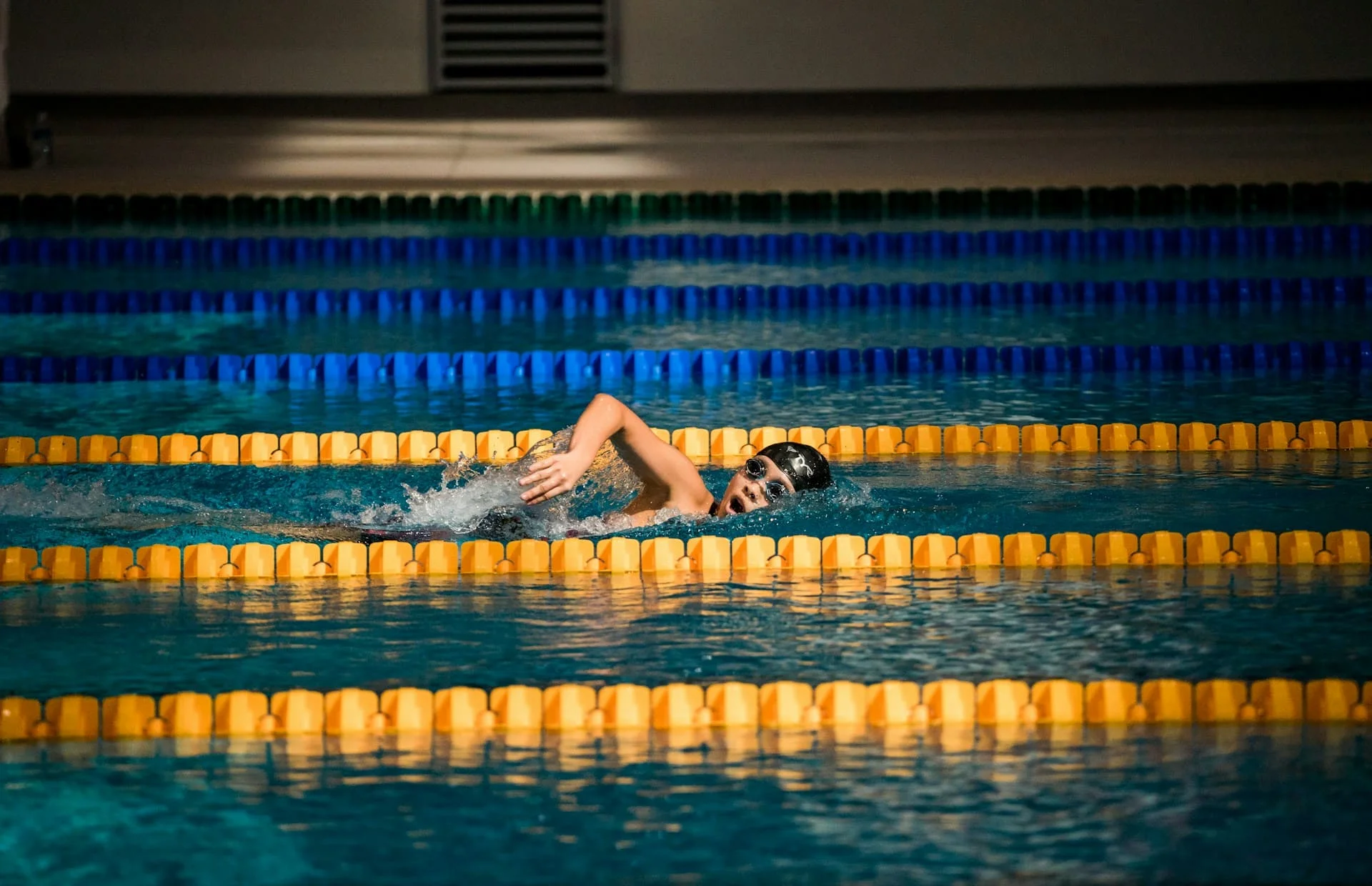 London primary school swimming rates