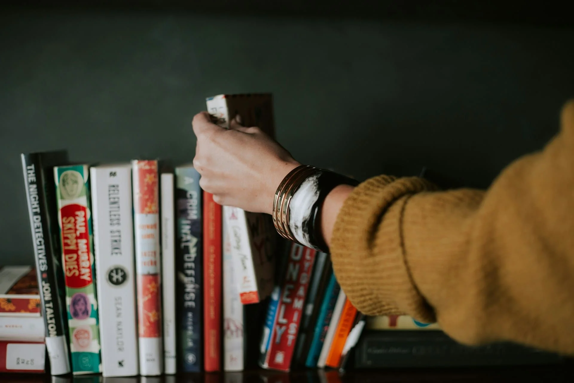 reading long novels